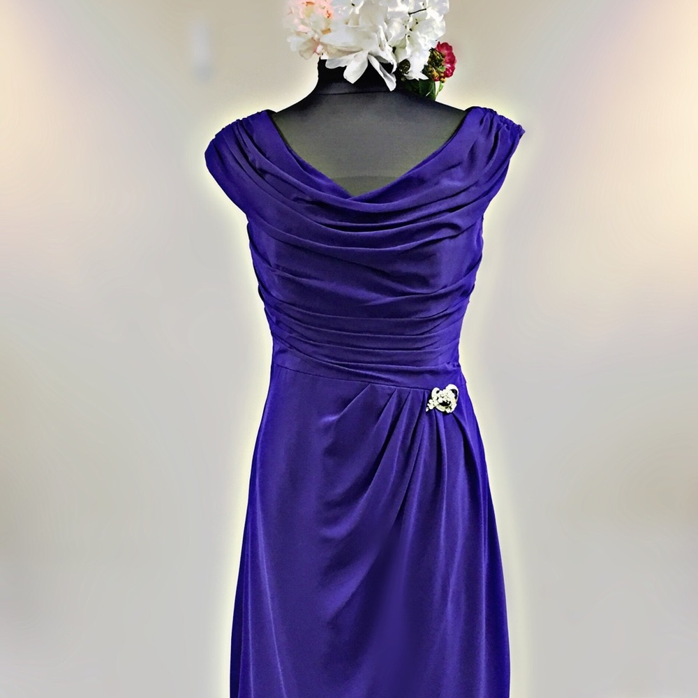 Maid of honor dress/mother of the bride